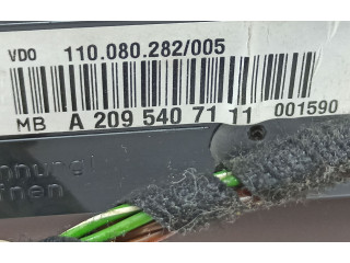 Přístrojová deska Mercedes-Benz CLK A209 C209 2004 A2095407111, 110080282