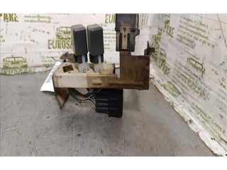 Блок предохранителей MR252921 Mitsubishi Montero