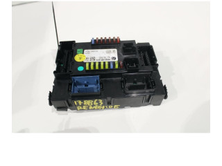 Блок предохранителей 00521581070 Jeep Renegade