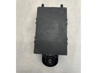 Блок предохранителей 32142591 Volvo XC90