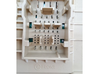 Блок предохранителей 91951J7900 KIA Ceed