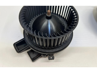 Вентилятор печки    5Q1819021B, 5q0907521c   Audi A3 S3 8V