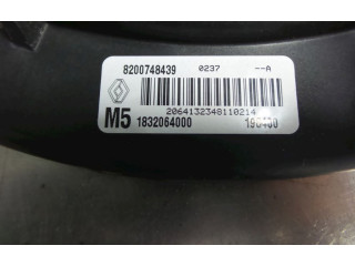 Комплект вентиляторов 8200748439, 8200748439 Renault Clio III