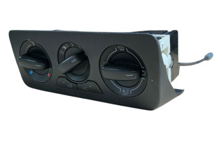 Блок управления климат-контролем 8X0820045, 90151465   Audi A1