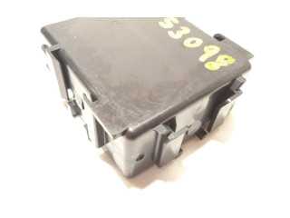 Блок предохранителей 8594042030, 4230002080 Lexus NX