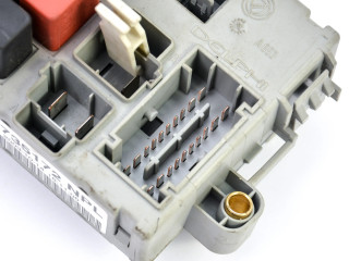 Pojistková skříňka 51735172, 46520600 Fiat Punto (188) 1999