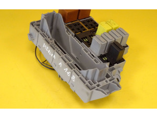 Блок предохранителей  93363140   Opel Meriva A    