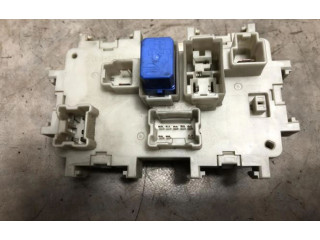 Pojistková skříňka Nissan Navara D40 2006