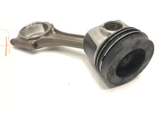 Поршень с шатуном 04BC Skoda Fabia Mk3 (NJ)