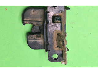 Zámek zadních dveří Volkswagen Caddy 2013