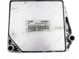 Блок управления двигателем Блок управления 12249823   Opel Meriva A