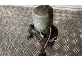 Насос рулевого управления 30723582 Volvo S40 2005