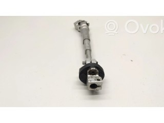 Крестовидная связь оси рулевого колеса