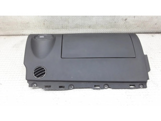 Подушка безопасности обложка