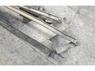 Зеркало электрическое        Peugeot 305   -  года   