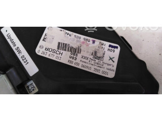 Přístrojová deska Volkswagen Touareg II 2010 7P6920980A