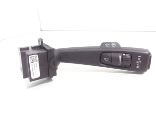 Ручка стеклоочистителей 31264354   Volvo V70