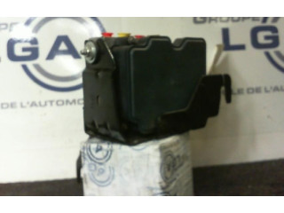 Блок управления АБС 476609211R Dacia Sandero