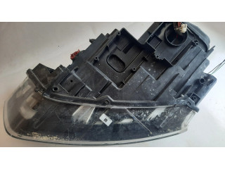 Передняя фара  