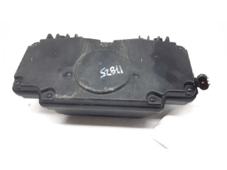 Громкоговоритель в панели