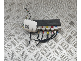 Блок управления задней подвеской 2W933B486AA Jaguar XJ X350