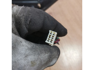 Зеркало электрическое левое Toyota Yaris Verso 1999-2005 года