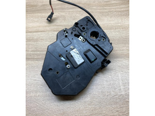 Zámek zadních dveří 2K0827426C Volkswagen Caddy 2004