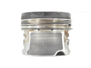 Píst 11258519401 BMW 3 F30 F35 F31 pro naftový motor 2.0 B47D20A