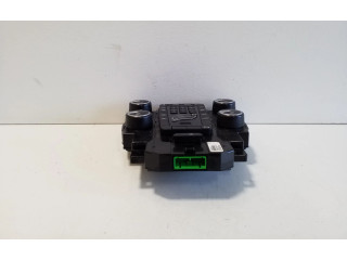 Блок управления климат-контролем 31288103   Volvo V40 Cross country