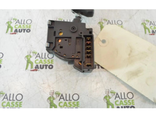 Ручка стеклоочистителей 7700765710 Renault 21