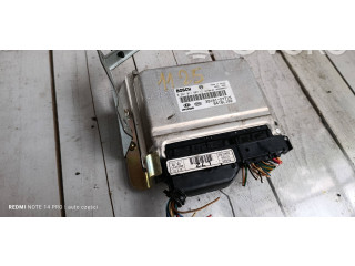 Блок управления двигателя 0281011807, 3910127715   Hyundai Getz