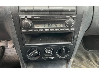 Блок управления климат-контролем    Skoda Octavia Mk2 (1Z)