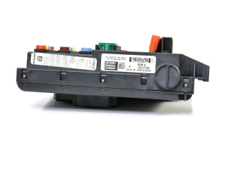 Блок предохранителей 12217799, 30728273   Volvo XC90    