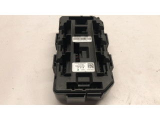 Pojistková skříňka 9224879 BMW 1 F20 F21 2012