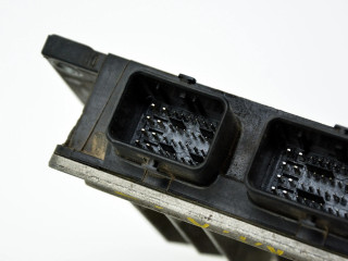 Комплект блоков управления 8200513113, 8200593576 Dacia Logan I