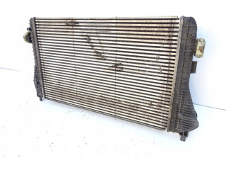Интеркулер  3C0145805AN   Volkswagen PASSAT B7 