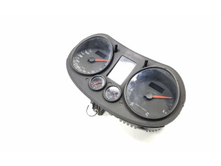 Панель приборов 8Z0920900   Audi A2       