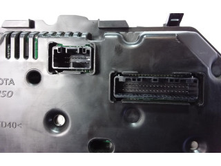 Přístrojová deska  Toyota Yaris 2015 83800-0U270, 83800-0U270  