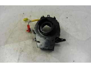 Подушка безопасности водителя Z90W380027   Mazda 323