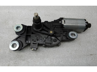 Моторчик заднего дворника 30663891, 31290787    Volvo V70