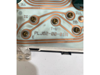 Панель приборов GC5JC, PLJ620001A   Mazda 626       