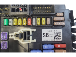 Pojistková skříňka 103440900B Tela Model S 2015