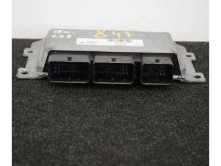 Блок управления двигателя Dacia Sandero