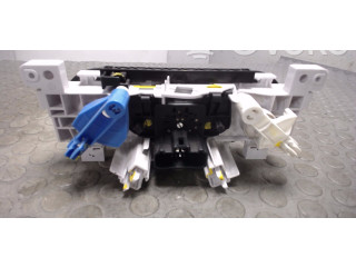 Блок управления климат-контролем 6001551698, NICHTZUTREFFEND   Dacia Sandero