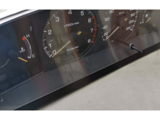 Přístrojová deska Toyota Carina T190 1992 832002B490, 69156790