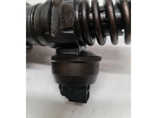 Vstřikovač 038130073BN, 038130073BL   Volkswagen Caddy    BLS 