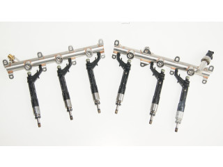 Vstřikovač 06M906036R Audi A8 S8 D5