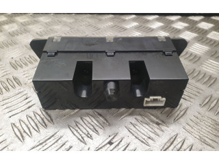 Дисплей    MR587777   Mitsubishi Colt