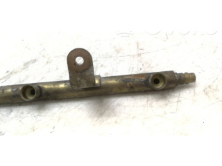 Топливная рампа Alfa Romeo 166 для двигателя 936A2000 02