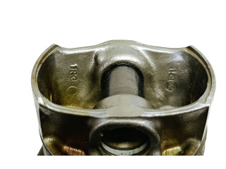 Píst 31401210   Volvo XC60    B4204T11 